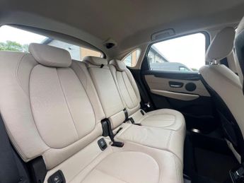 BMW 2 Series Active Tourer 2.0 218d Luxury Auto Euro 6 (s/s) 5dr