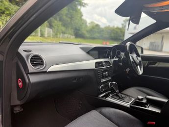 Mercedes-Benz C Class 1.8 C180 BlueEfficiency Sport Edition 125 G-Tronic+ Euro 5 (s/s)