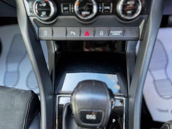 Skoda Karoq 1.5 TSI ACT SE L DSG Euro 6 (s/s) 5dr