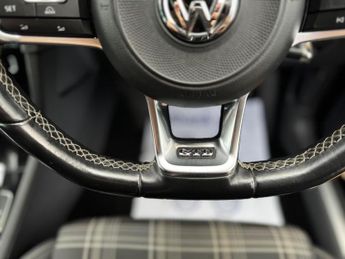 Volkswagen Golf 2.0 TDI GTD DSG Euro 6 (s/s) 5dr