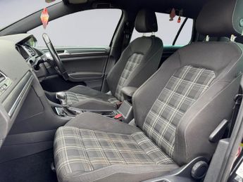 Volkswagen Golf 2.0 TDI GTD DSG Euro 6 (s/s) 5dr