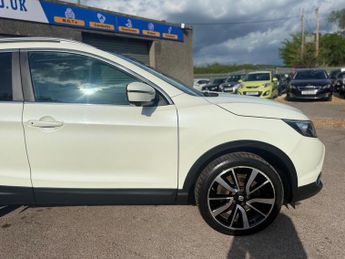 Nissan Qashqai 1.6 dCi Tekna XTRON 2WD Euro 6 (s/s) 5dr