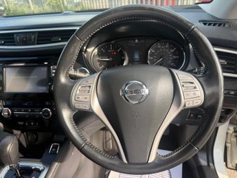 Nissan Qashqai 1.6 dCi Tekna XTRON 2WD Euro 6 (s/s) 5dr
