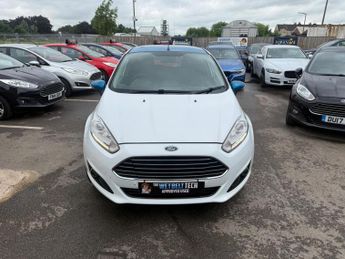 Ford Fiesta 1.0T EcoBoost Zetec White Edition Euro 6 (s/s) 5dr