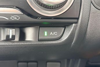 Honda Jazz 1.5 i-VTEC Sport CVT