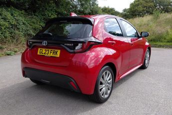 Toyota Yaris 1.5 VVT-h Icon E-CVT Euro 6 (s/s) 5dr