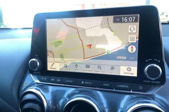 Nissan Juke 1.0 DiG-T N-Connecta 5dr DCT