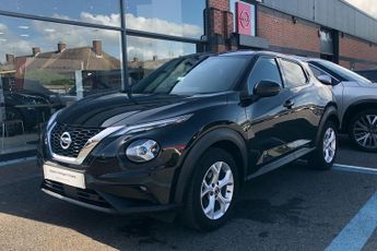 Nissan Juke 1.0 DiG-T N-Connecta 5dr DCT