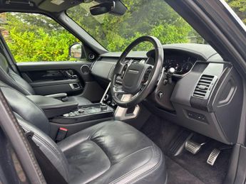 Land Rover Range Rover 2.0 P400e 12.4kWh Autobiography Auto 4WD Euro 6 (s/s) 5dr