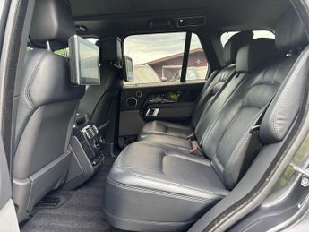 Land Rover Range Rover 2.0 P400e 12.4kWh Autobiography Auto 4WD Euro 6 (s/s) 5dr