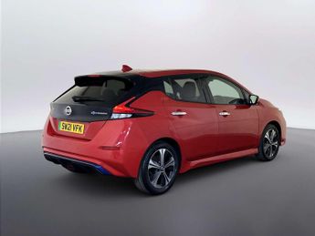 Nissan Leaf 40kWh N-Connecta Hatchback 5dr Electric Auto (150 ps)