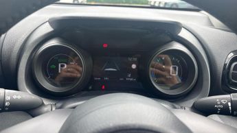 Toyota Yaris 1.5 VVT-h Design E-CVT Euro 6 (s/s) 5dr