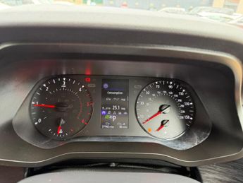 Renault Trafic 2.0 dCi Blue LL30 Extra Sport Crew Van EDC L2 H1 Euro 6 (s/s) 6d