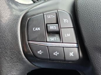 Ford Focus 1.0T EcoBoost Zetec Auto Euro 6 (s/s) 5dr