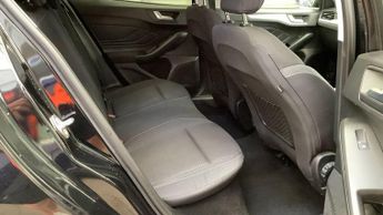 Ford Focus 1.0T EcoBoost Zetec Auto Euro 6 (s/s) 5dr