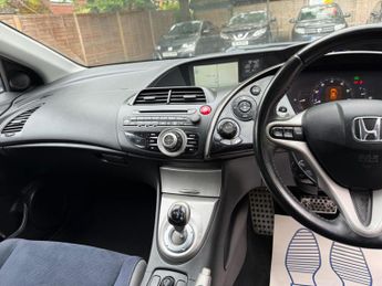 Honda Civic 1.8 i-VTEC EX i-Shift 5dr