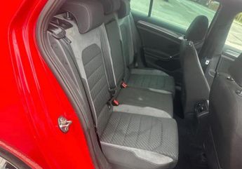 Volkswagen Golf 2.0 TDI BlueMotion Tech R-Line DSG Euro 6 (s/s) 5dr