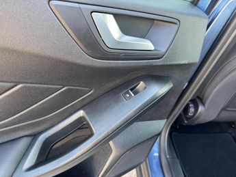 Ford Focus 1.0T EcoBoost Titanium Auto Euro 6 (s/s) 5dr