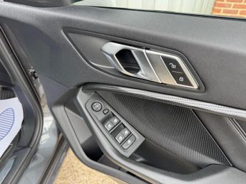 BMW 1 Series 1.5 118i Sport DCT Euro 6 (s/s) 5dr