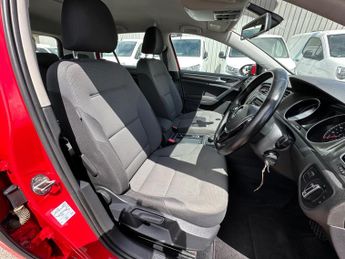 Volkswagen Golf 2.0 TDI BlueMotion Tech SE DSG Euro 5 (s/s) 5dr