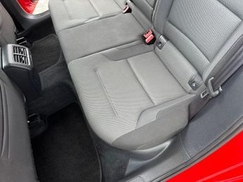 Volkswagen Golf 2.0 TDI BlueMotion Tech SE DSG Euro 5 (s/s) 5dr