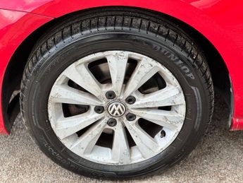 Volkswagen Golf 2.0 TDI BlueMotion Tech SE DSG Euro 5 (s/s) 5dr