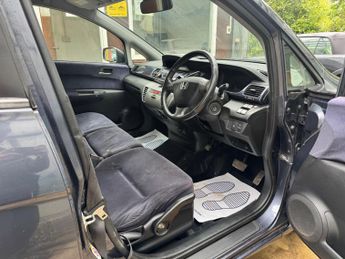 Honda FR-V 1.8 i-VTEC ES 5dr
