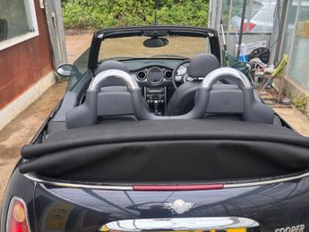 MINI Convertible 1.6 Cooper CVT Euro 3 2dr