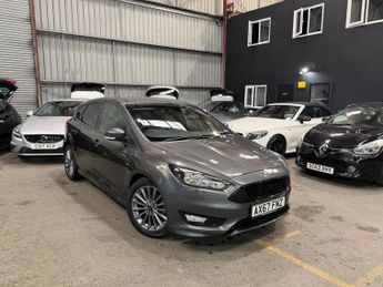 Ford Focus 1.0T EcoBoost ST-Line Euro 6 (s/s) 5dr