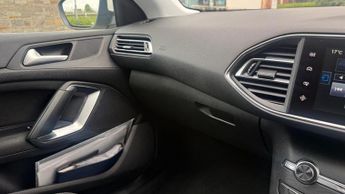 Peugeot 308 1.2 e-THP PureTech Allure Euro 6 (s/s) 5dr