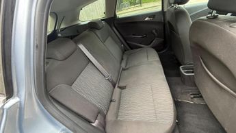 Vauxhall Astra 2.0 CDTi Tech Line Sports Tourer Auto Euro 5 5dr
