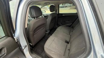 Vauxhall Astra 2.0 CDTi Tech Line Sports Tourer Auto Euro 5 5dr