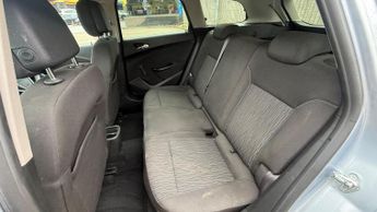 Vauxhall Astra 2.0 CDTi Tech Line Sports Tourer Auto Euro 5 5dr