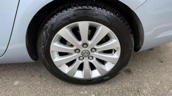 Vauxhall Astra 2.0 CDTi Tech Line Sports Tourer Auto Euro 5 5dr