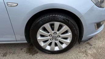 Vauxhall Astra 2.0 CDTi Tech Line Sports Tourer Auto Euro 5 5dr