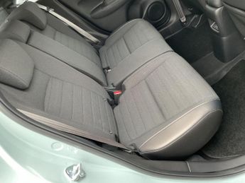Honda Jazz 1.5 h i-MMD Crosstar Advance eCVT Euro 6 (s/s) 5dr