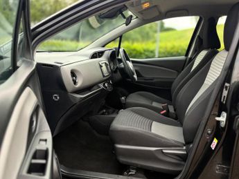 Toyota Yaris 1.5 VVT-h Icon E-CVT Euro 6 (s/s) 5dr