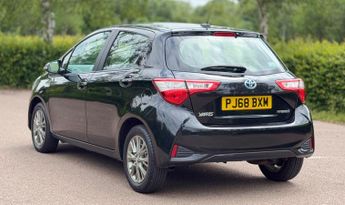 Toyota Yaris 1.5 VVT-h Icon E-CVT Euro 6 (s/s) 5dr
