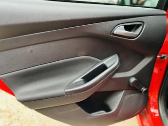 Ford Focus 1.6 Zetec S Powershift Euro 6 5dr