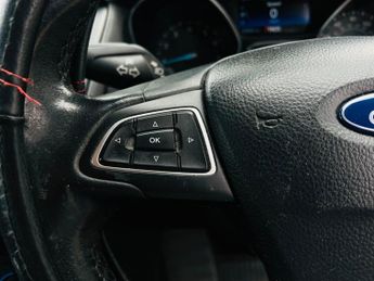 Ford Focus 1.6 Zetec S Powershift Euro 6 5dr