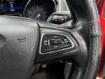Ford Focus 1.6 Zetec S Powershift Euro 6 5dr