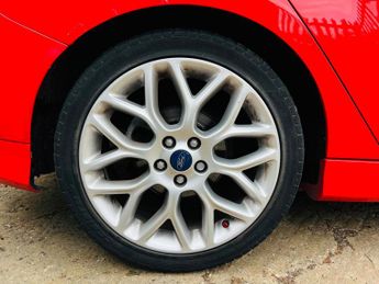 Ford Focus 1.6 Zetec S Powershift Euro 6 5dr