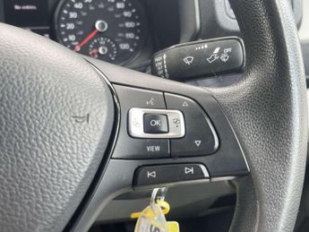 Volkswagen Crafter 2.0 TDI CR35 Trendline Panel Van 5dr Diesel Manual FWD MWB Euro 