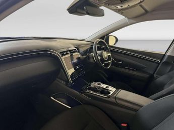 Hyundai TUCSON 1.6 T-GDi 13.8kWh Premium SUV 5dr Petrol Plug-in Hybrid Auto 4WD