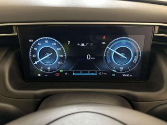 Hyundai TUCSON 1.6 T-GDi 13.8kWh Premium SUV 5dr Petrol Plug-in Hybrid Auto 4WD