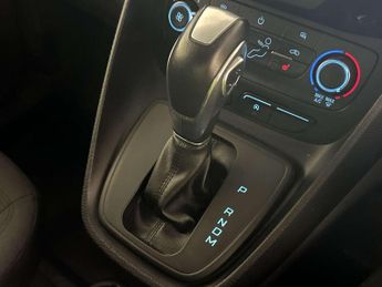 Ford Transit Connect 1.5 250 EcoBlue Limited Panel Van 5dr Diesel Auto L2 Euro 6 (s/s