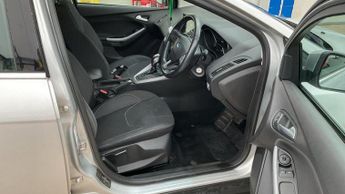 Ford Focus 1.6 Zetec Powershift Euro 6 5dr