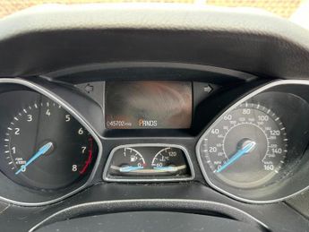 Ford Focus 1.6 Zetec Hatchback 5dr Petrol Powershift Euro 6 (125 ps)