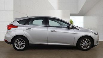 Ford Focus 1.6 Zetec Powershift Euro 6 5dr