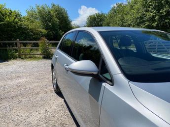 Volkswagen Golf 1.6 TDI BlueMotion Tech Match Edition DSG Euro 6 (s/s) 5dr